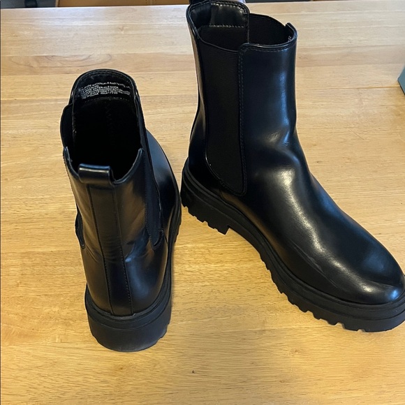 a new day Black Heeled Boots - Picture 3 of 3